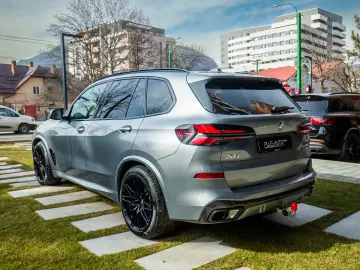 BMW X5 xDr. M Sport PRO Pneumatic Susp. HK Pano Iconic Glow