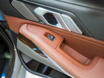 BMW X5 xDr. M Sport PRO Pneumatic Susp. HK Pano Iconic Glow