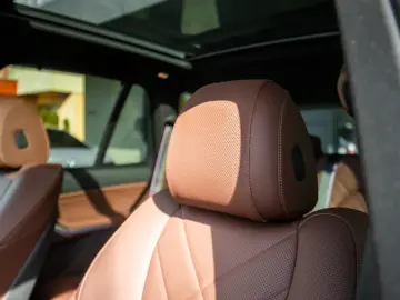 BMW X5 xDr. M Sport PRO Pneumatic Susp. HK Pano Iconic Glow