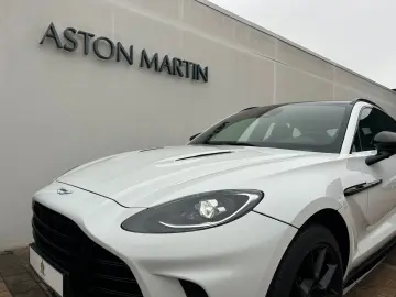 ASTON MARTIN DBX 4.0 V8 DBX707   Lunar White