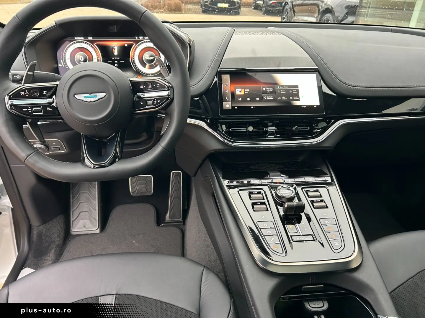 ASTON MARTIN DBX 4.0 V8 DBX707   Lunar White