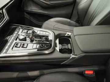 ASTON MARTIN DBX 707 MY 2025