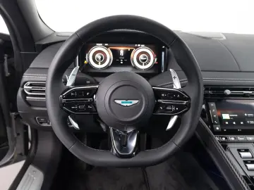 ASTON MARTIN DB12 4.0 V8  25MY