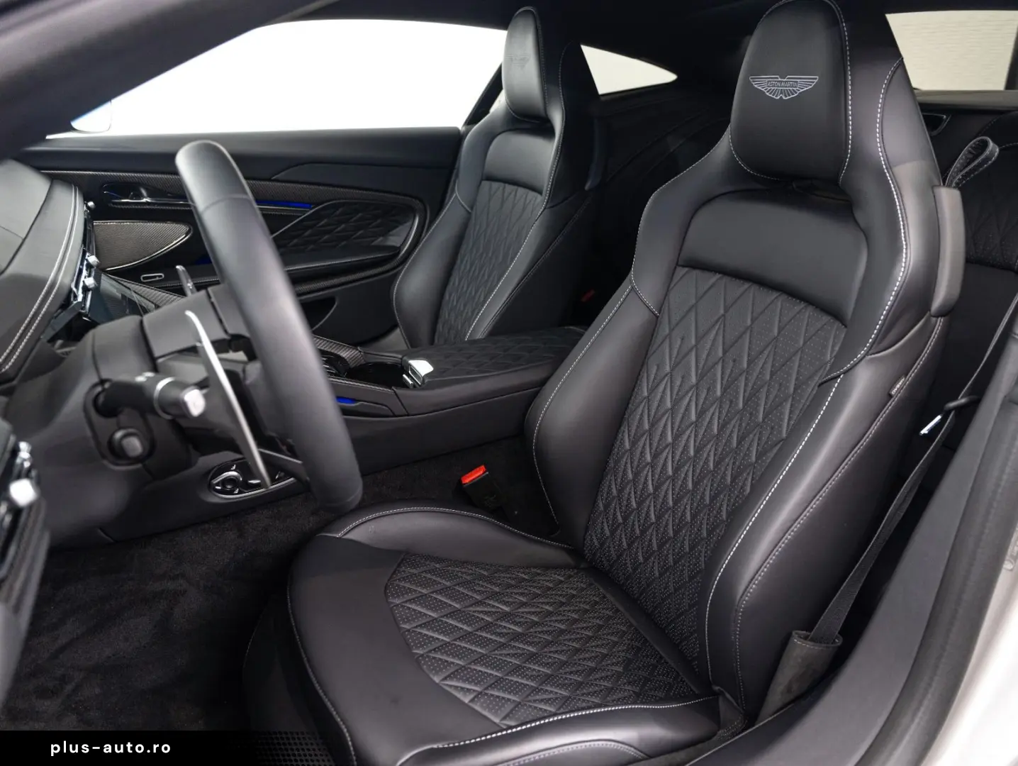 ASTON MARTIN DB12 4.0 V8  25MY