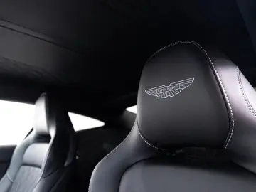 ASTON MARTIN DB12 4.0 V8  25MY