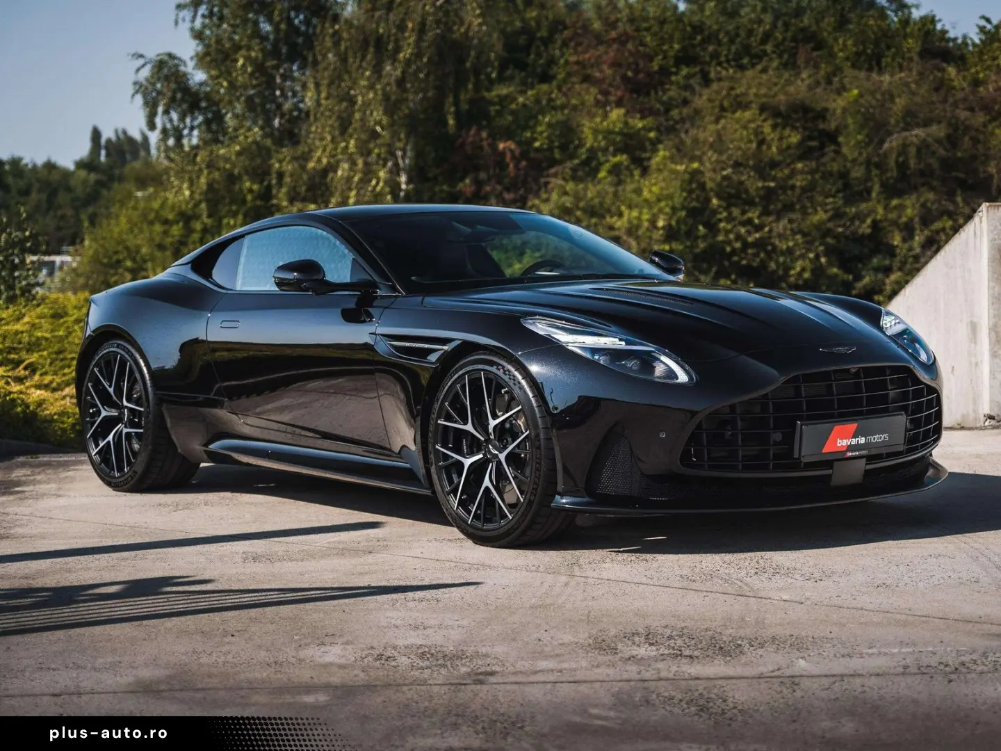 ASTON MARTIN DB12 Bowers   Wilkins   V8   Sport Seats   VAT