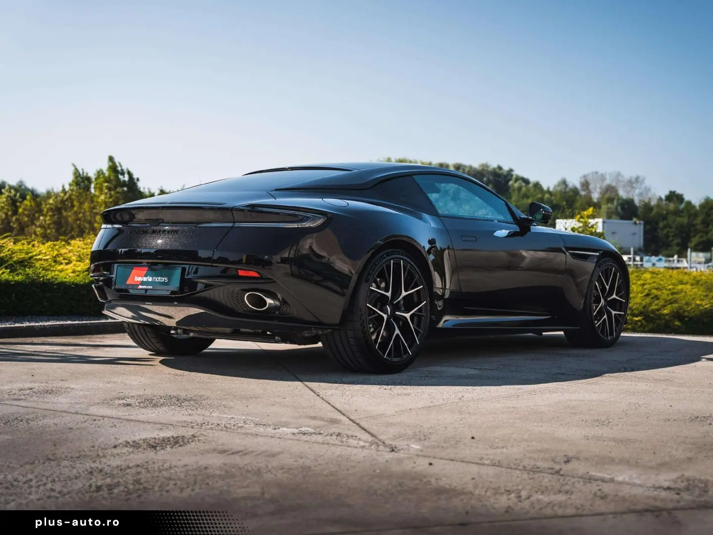 ASTON MARTIN DB12 Bowers   Wilkins   V8   Sport Seats   VAT