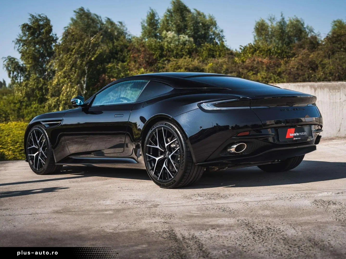 ASTON MARTIN DB12 Bowers   Wilkins   V8   Sport Seats   VAT
