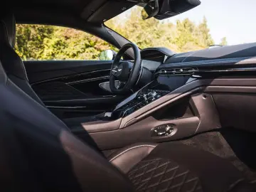 ASTON MARTIN DB12 Bowers   Wilkins   V8   Sport Seats   VAT