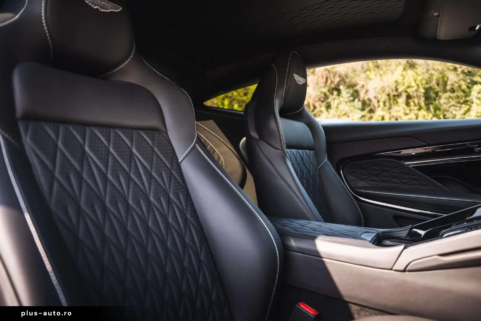 ASTON MARTIN DB12 Bowers   Wilkins   V8   Sport Seats   VAT