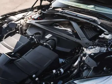 ASTON MARTIN DB12 Bowers   Wilkins   V8   Sport Seats   VAT