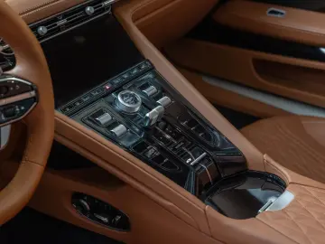 ASTON MARTIN DB12 Volante   Q-Buckinghamshire   Q-Interior