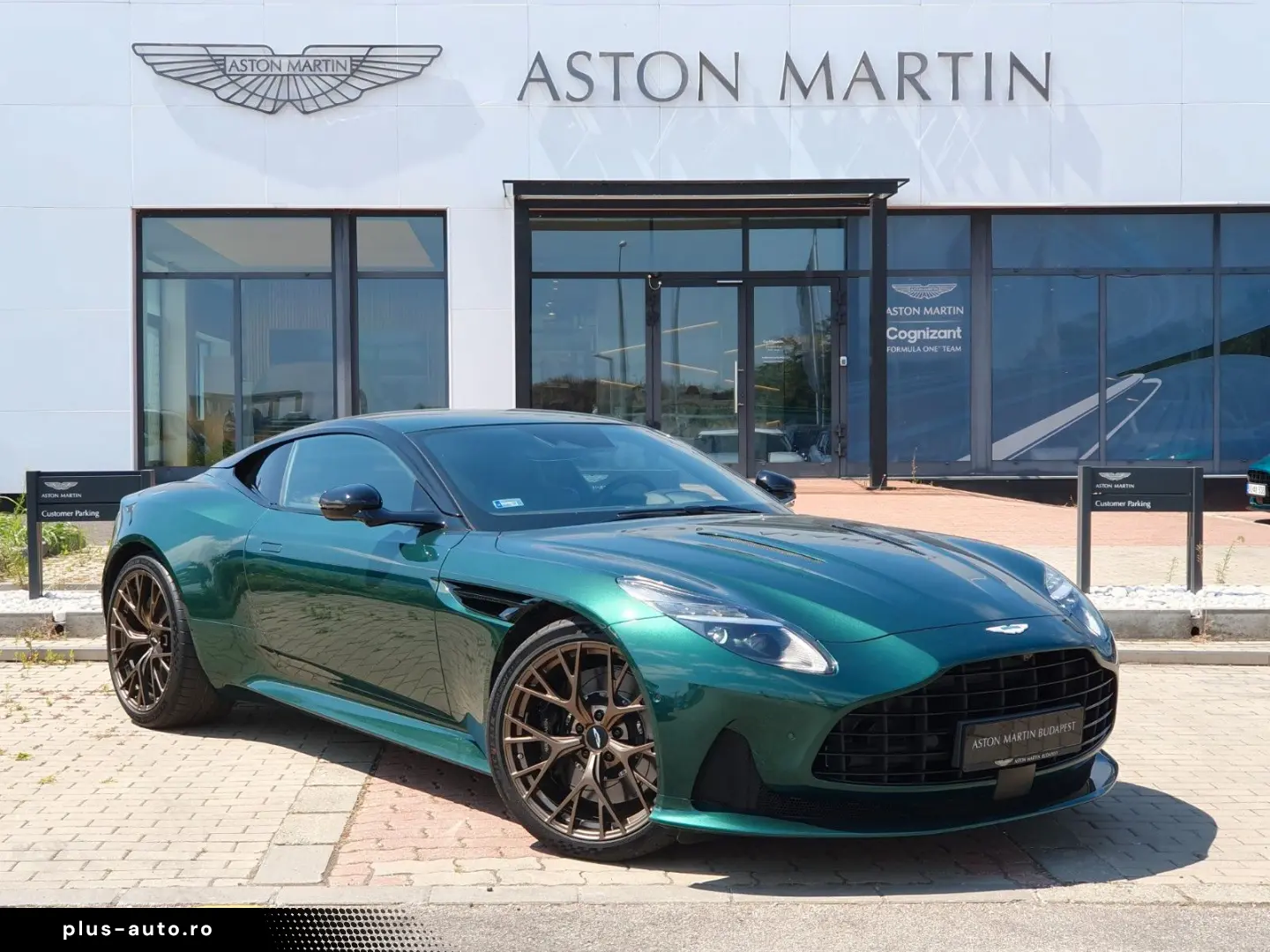 ASTON MARTIN DB12 Coupe 4.0 V8