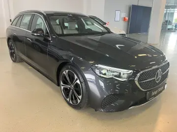 MERCEDES-BENZ E 300 T de 4M Ava SuperScreen Distr AH&hellip;