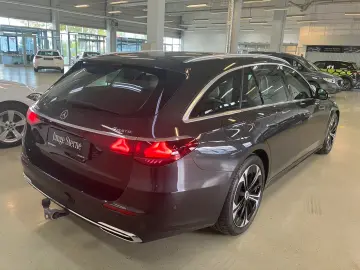 MERCEDES-BENZ E 300 T de 4M Ava SuperScreen Distr AH&hellip;