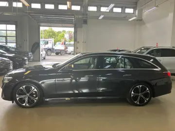 MERCEDES-BENZ E 300 T de 4M Ava SuperScreen Distr AH&hellip;