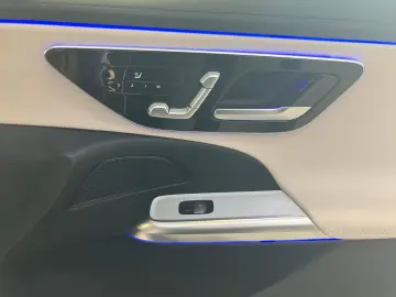 MERCEDES-BENZ E 300 T de 4M Ava SuperScreen Distr AH&hellip;