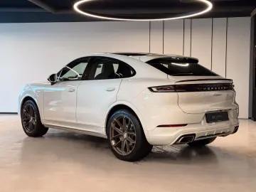 PORSCHE Cayenne 3.0 V6 Tiptronic