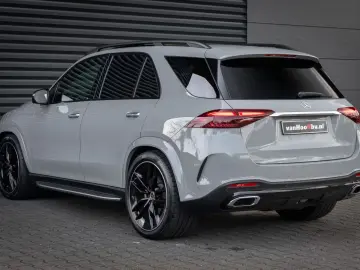 Mercedes-Benz GLE 450 d 4MATIC AMG Line Alpingrau Head-up