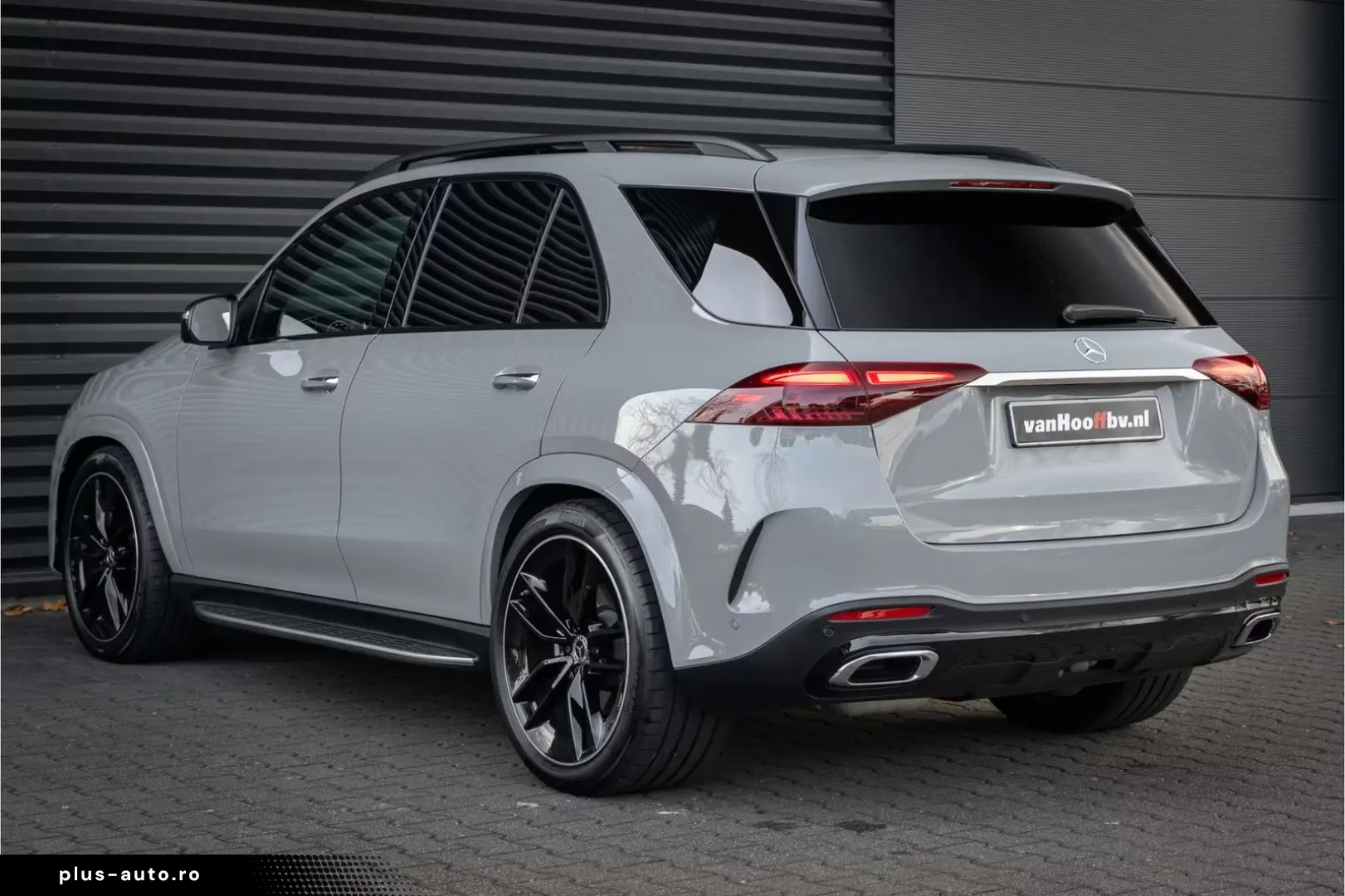 Mercedes-Benz GLE 450 d 4MATIC AMG Line Alpingrau Head-up