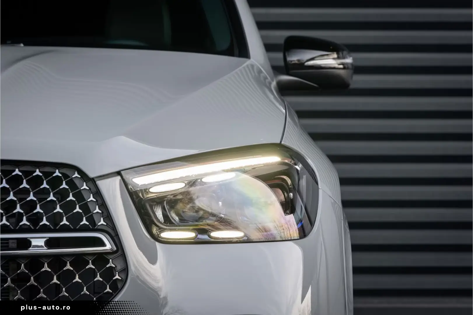 Mercedes-Benz GLE 450 d 4MATIC AMG Line Alpingrau Head-up