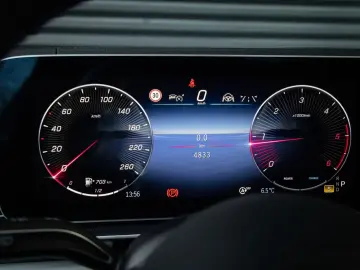 Mercedes-Benz GLE 450 d 4MATIC AMG Line Alpingrau Head-up