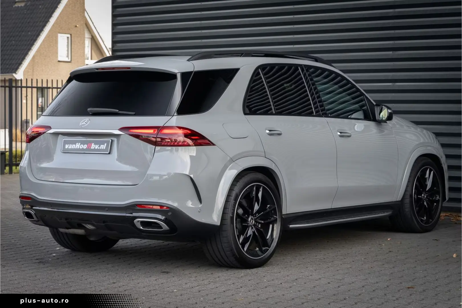 Mercedes-Benz GLE 450 d 4MATIC AMG Line Alpingrau Head-up
