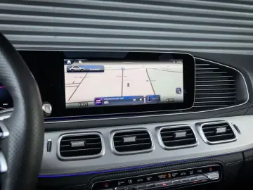 Mercedes-Benz GLE 450 d 4MATIC AMG Line Alpingrau Head-up