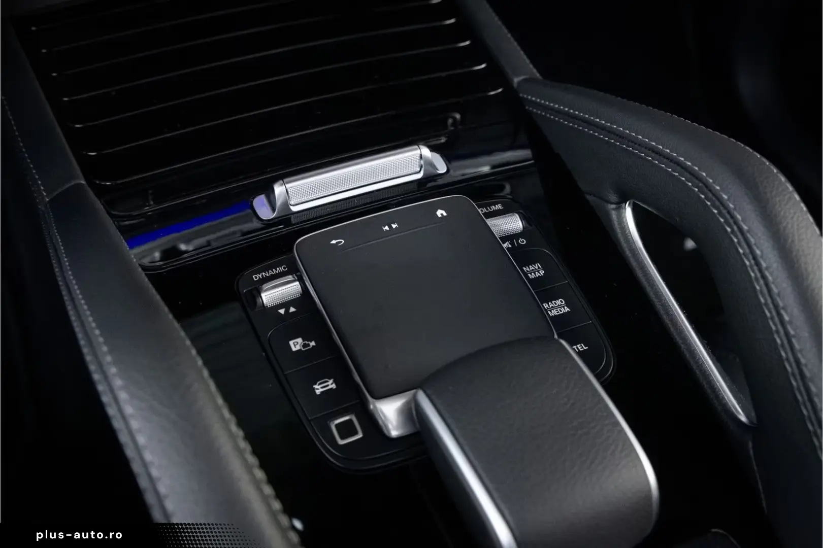 Mercedes-Benz GLE 450 d 4MATIC AMG Line Alpingrau Head-up