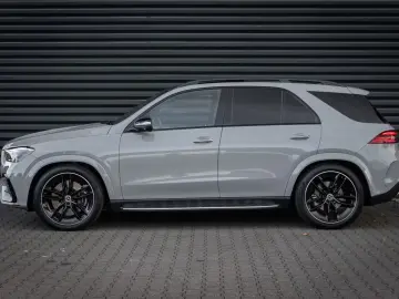 Mercedes-Benz GLE 450 d 4MATIC AMG Line Alpingrau Head-up