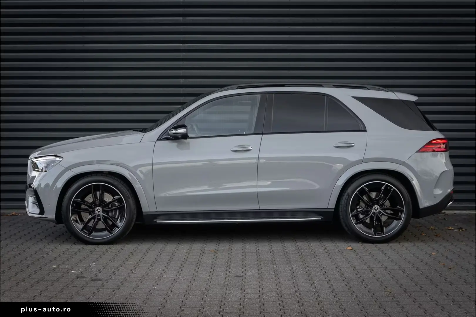 Mercedes-Benz GLE 450 d 4MATIC AMG Line Alpingrau Head-up