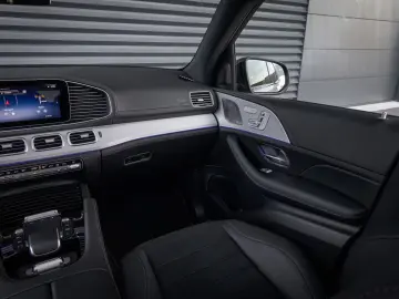 Mercedes-Benz GLE 450 d 4MATIC AMG Line Alpingrau Head-up