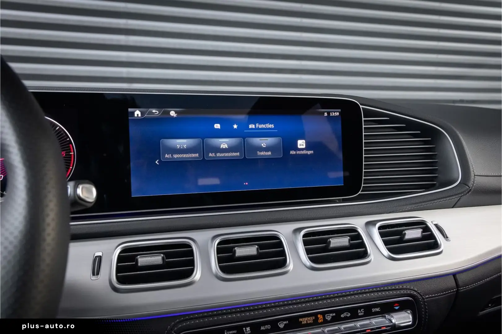 Mercedes-Benz GLE 450 d 4MATIC AMG Line Alpingrau Head-up