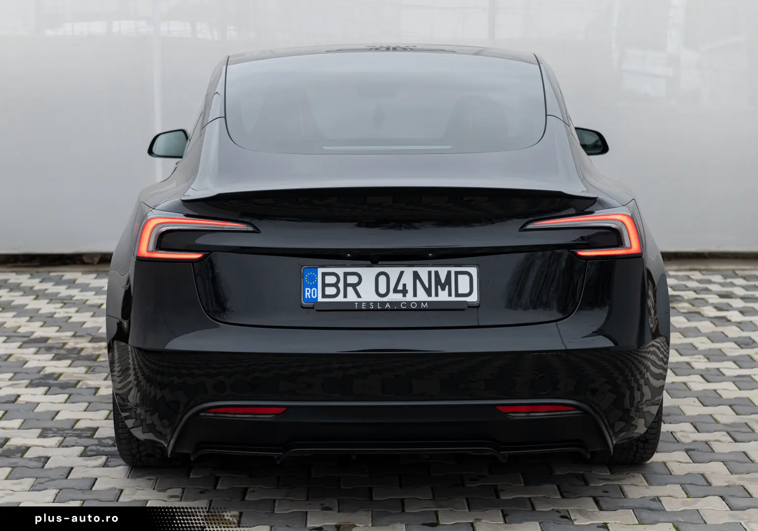 Tesla Model 3 Performance