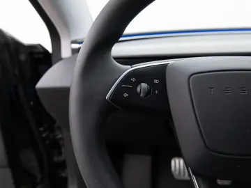 Tesla Model 3 Performance