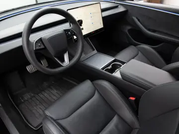 Tesla Model 3 Performance