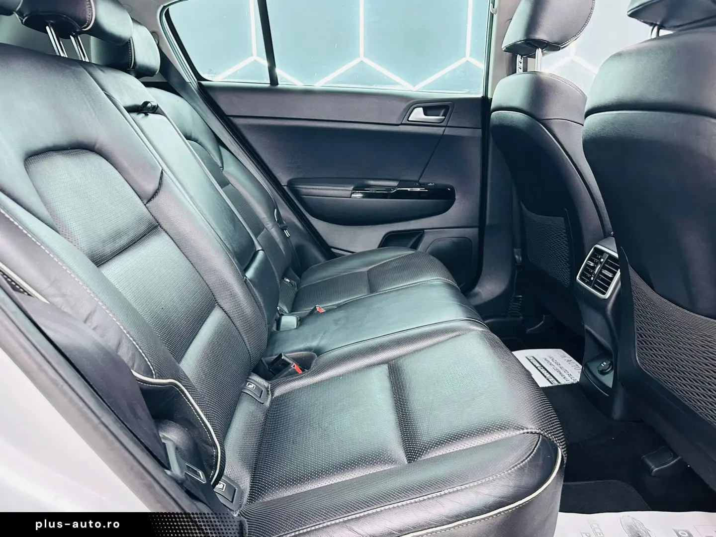 KIA SPORTAGE 2016 1.6D E6 Garantie 12 Luni Rate AVans 0 Doar