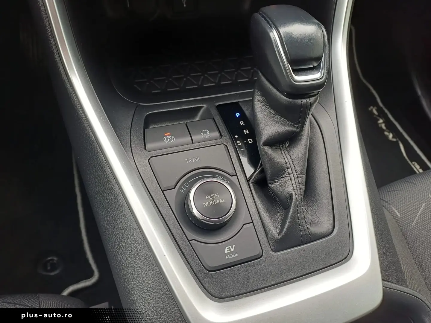 TOYOTA RAV-4 2.5 VVT-iE Hybrid Dynamic 4x4