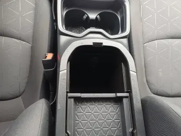 TOYOTA RAV-4 2.5 VVT-iE Hybrid Dynamic 4x4