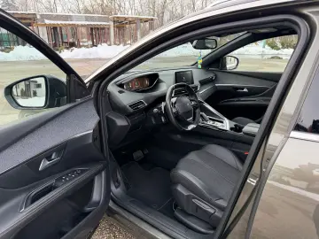 Peugeot 5008 Gen-Ii-2016