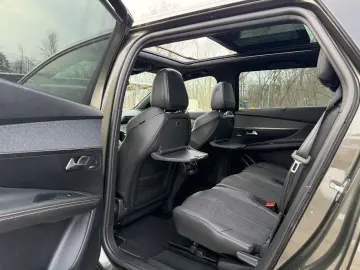 Peugeot 5008 Gen-Ii-2016