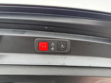 Peugeot 5008 Gen-Ii-2016