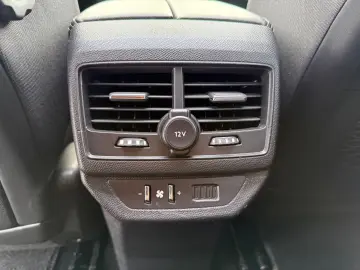 Peugeot 5008 Gen-Ii-2016