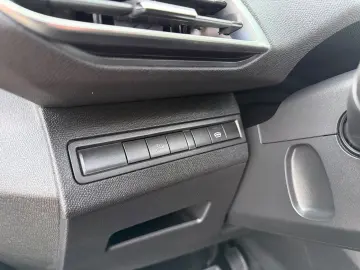 Peugeot 5008 Gen-Ii-2016