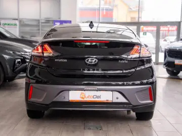 Hyundai Ioniq HYBRID 19