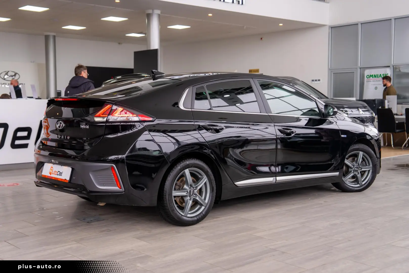 Hyundai Ioniq HYBRID 19