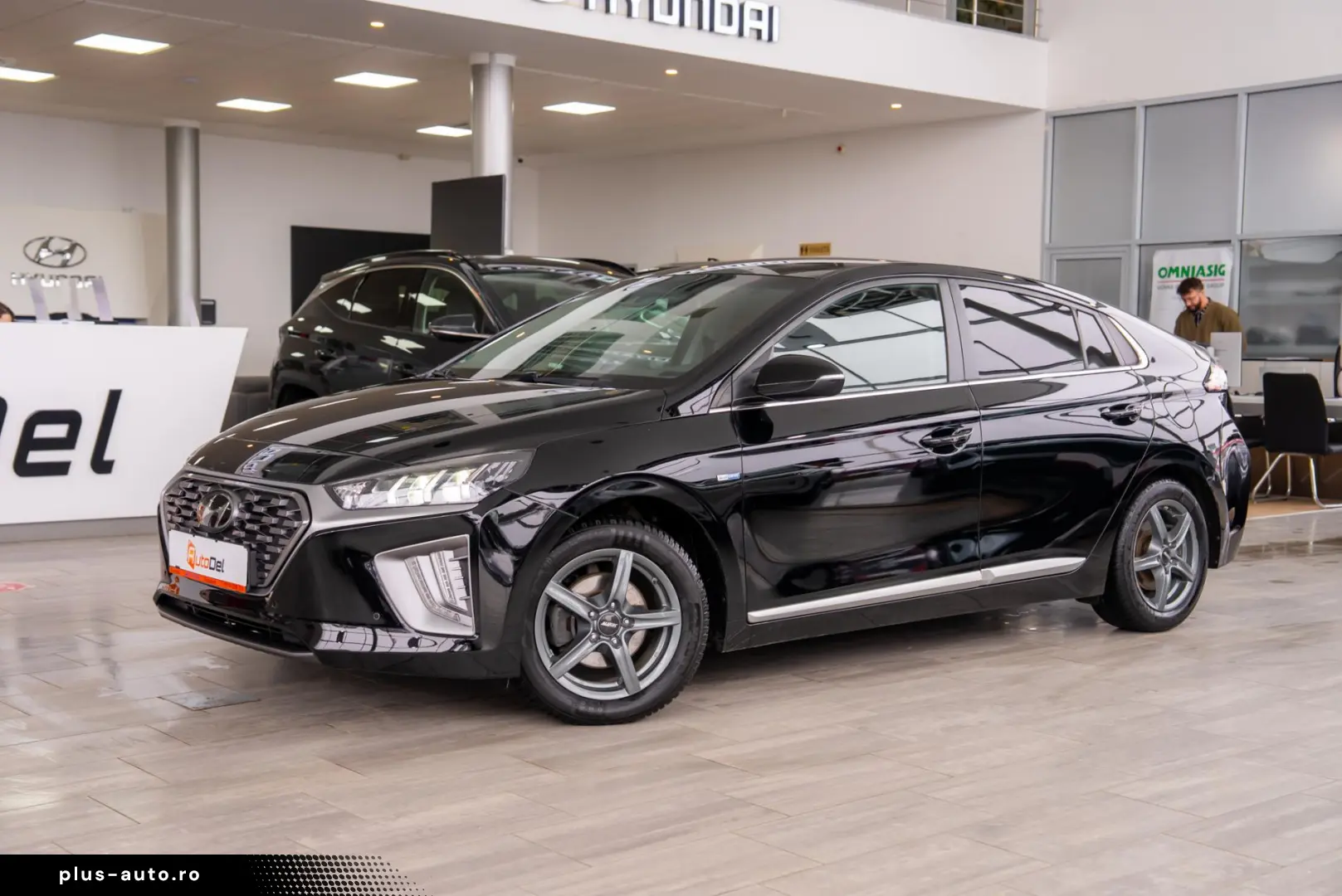 Hyundai Ioniq 1.6 GDI Premium Hybrid