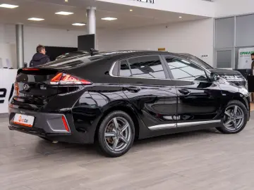 Hyundai Ioniq 1.6 GDI Premium Hybrid