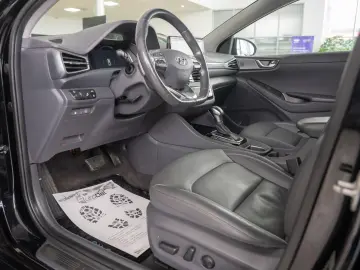Hyundai Ioniq 1.6 GDI Premium Hybrid