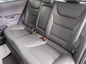 Hyundai Ioniq 1.6 GDI Premium Hybrid